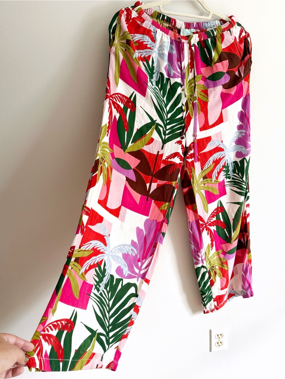 True Destinations Wide Leg Pants with Stretchy Waist and Pockets for Cruse Wear